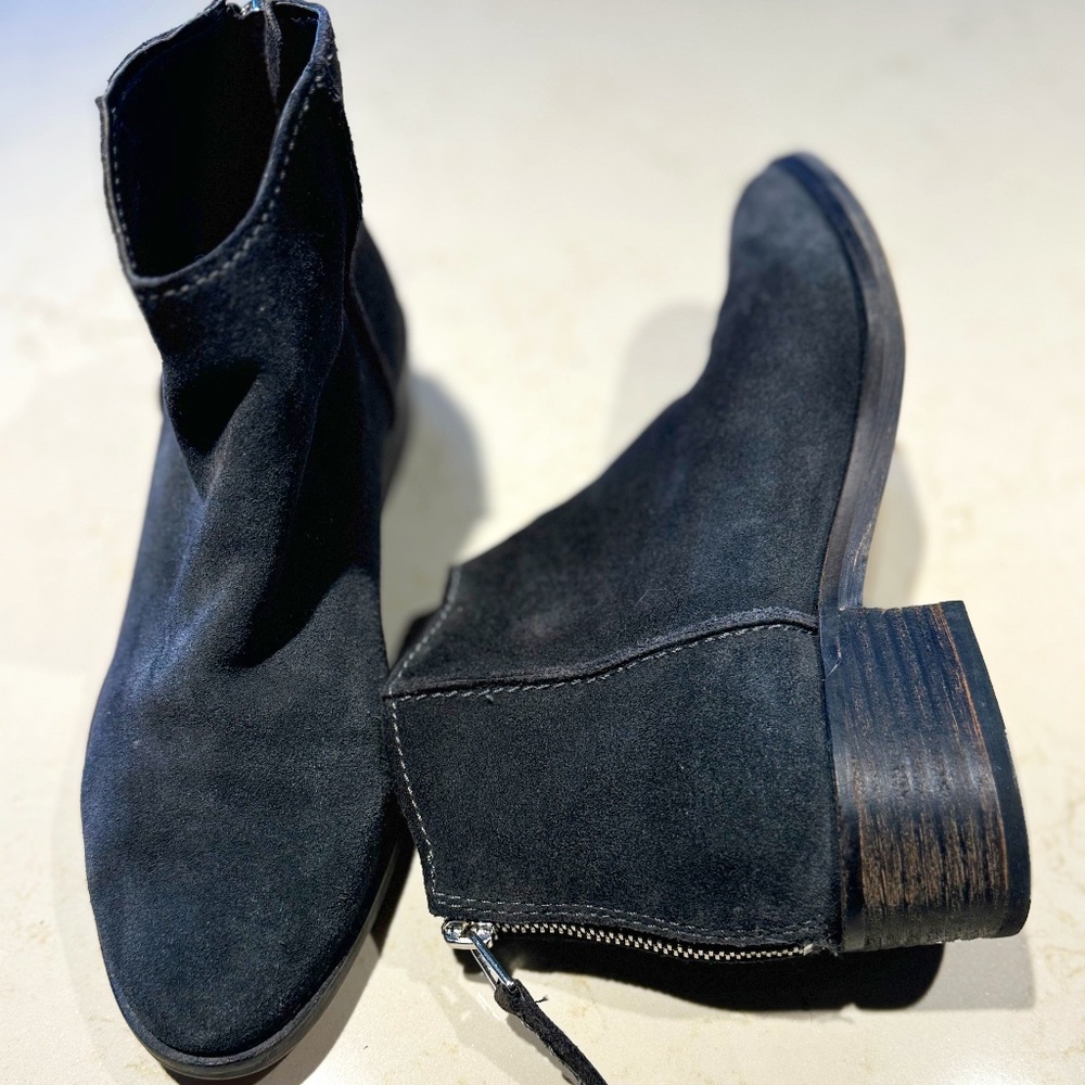 DOCLE VITA - Grey suede boots